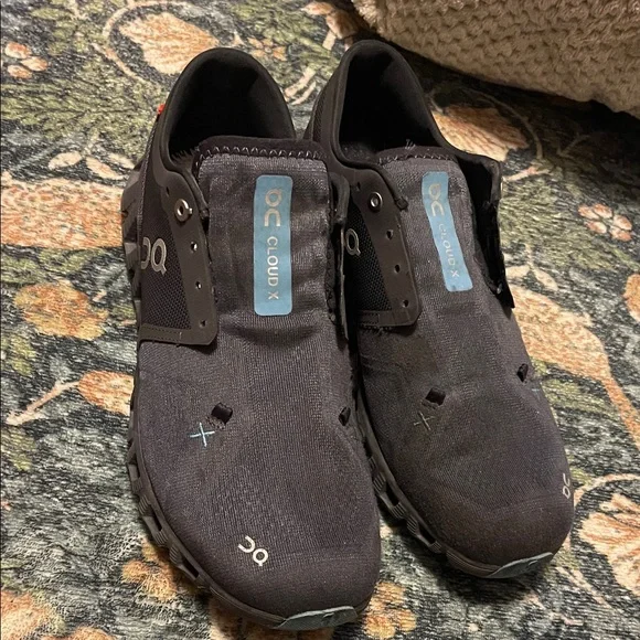 On Running Cloud X Men's Black and Blue Athletic Shoes - Picture 1 of 6